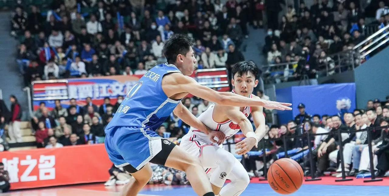 广东队大胜,豪取联赛八连胜 广东队大胜,豪取联赛八连胜