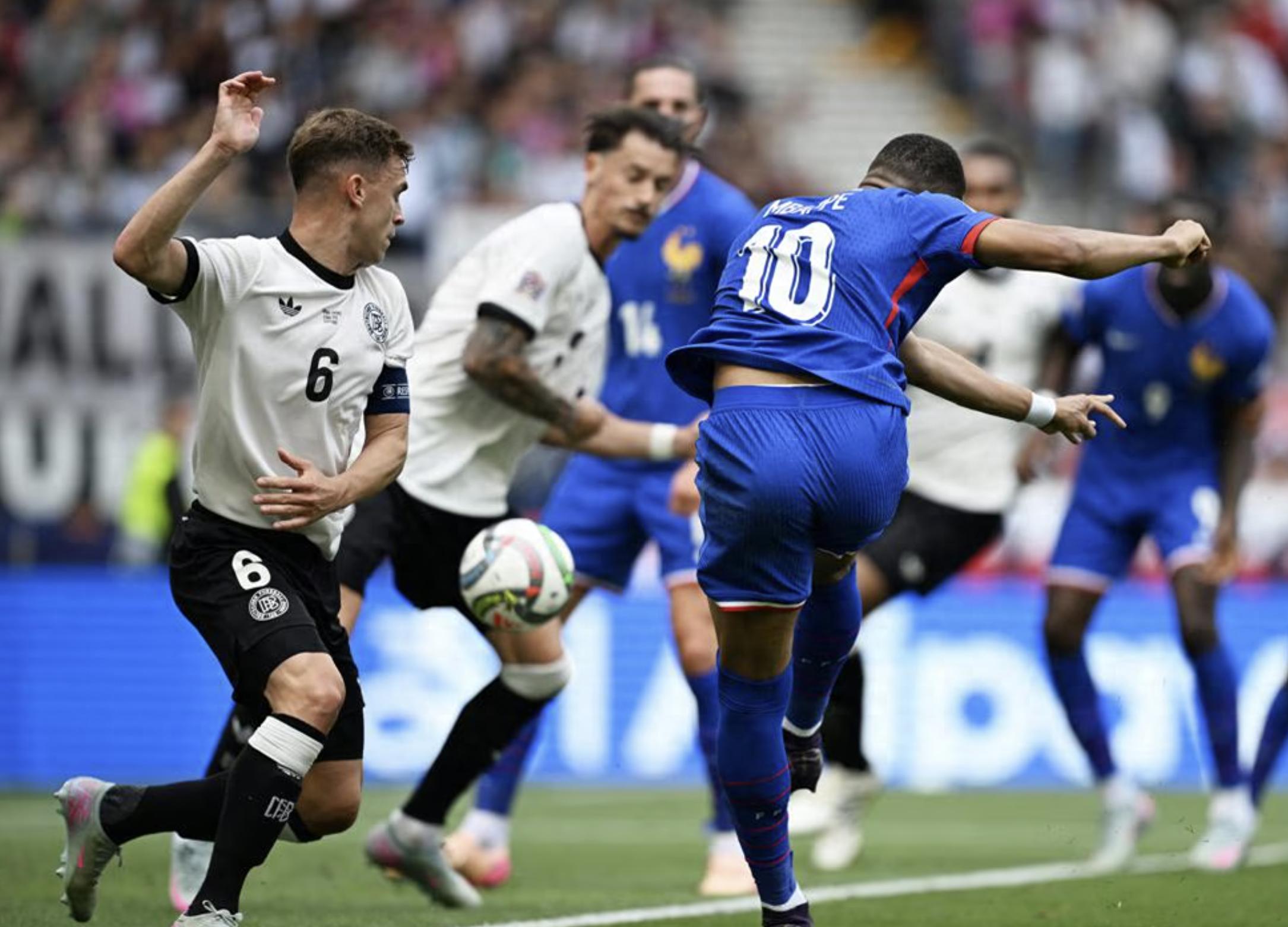 荷兰队与罗马尼亚队火爆对决，最终分出胜负的简单介绍