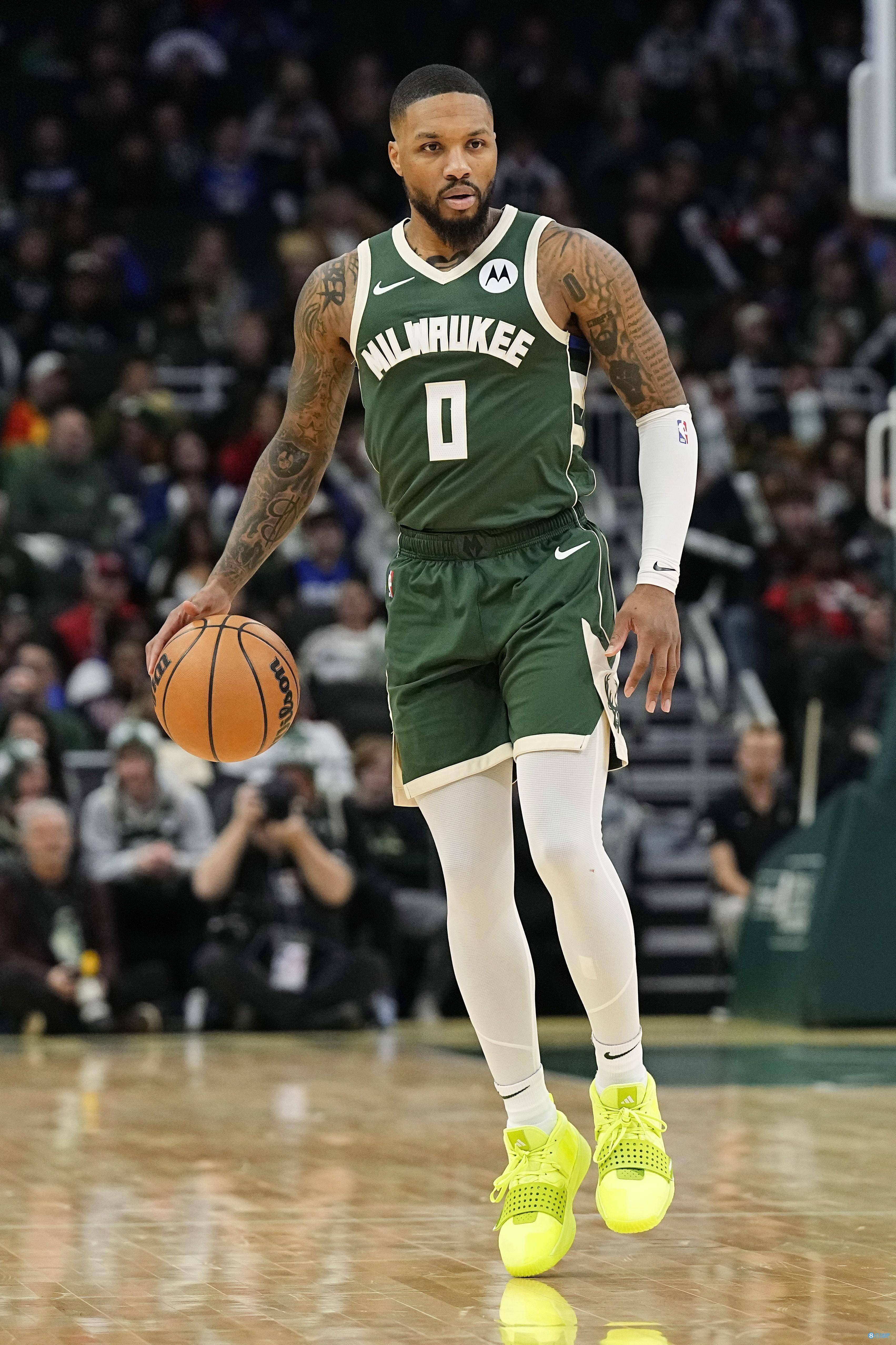 开拓者控卫利拉德发挥出色，率队取得连胜的简单介绍