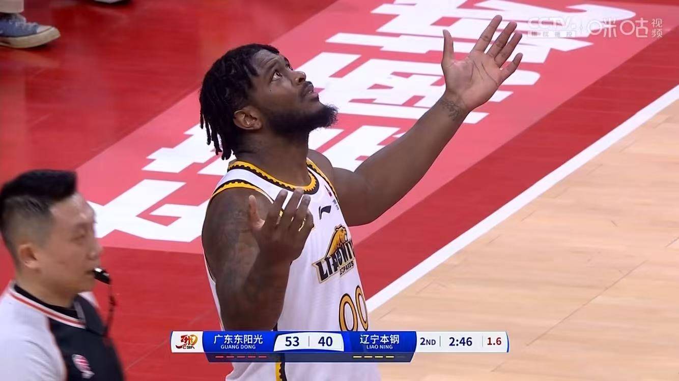 比赛中传来好消息，球员状态回升