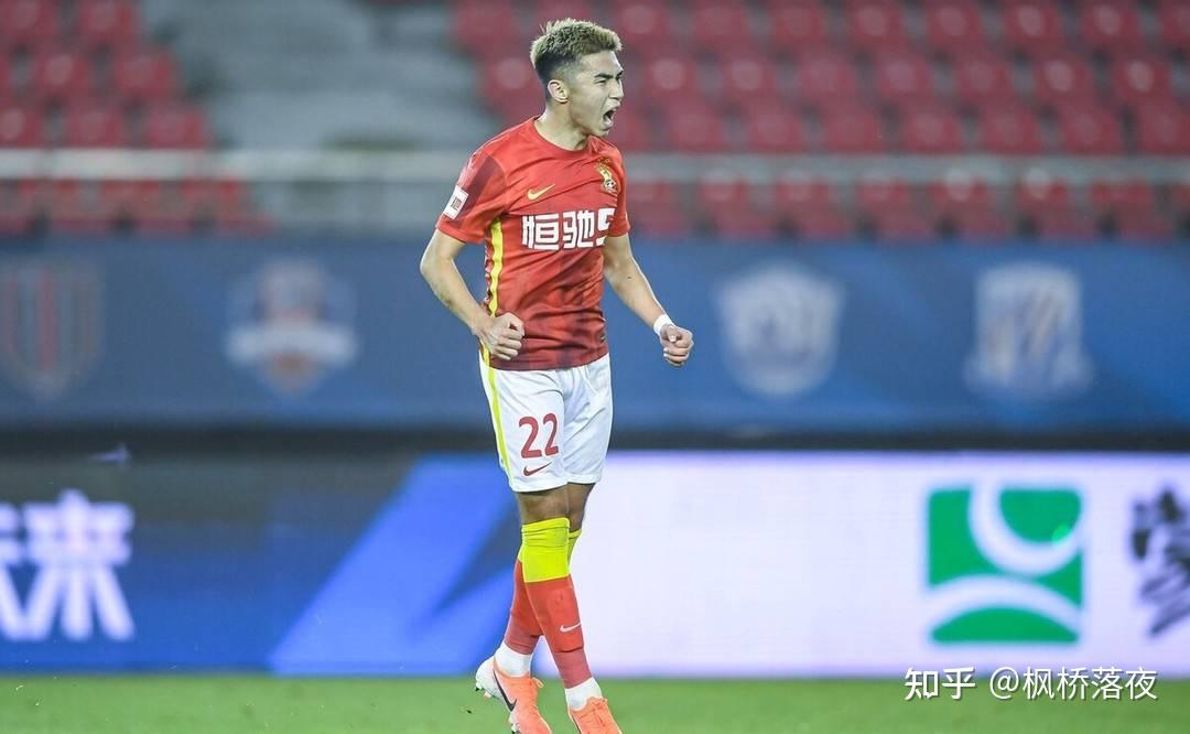 关于明日之星！年轻球员展现出色表现，轰动全场的信息