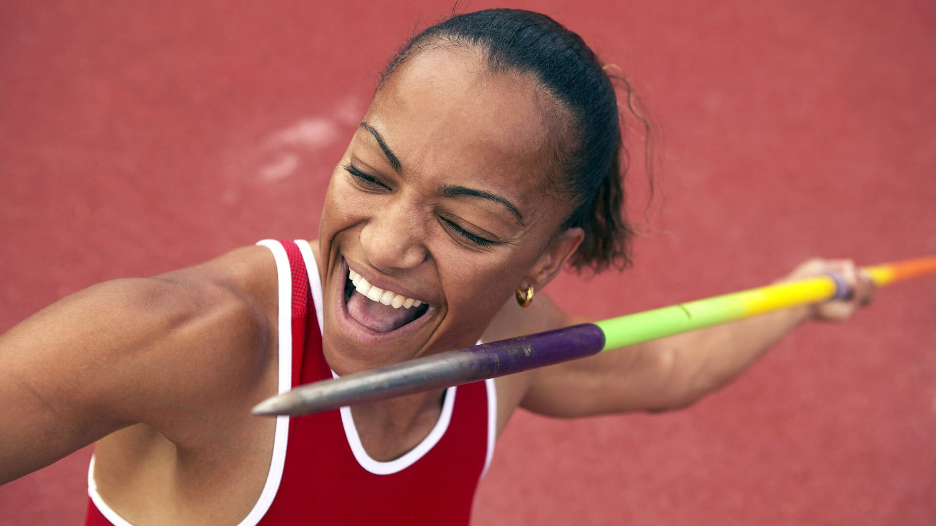 绿茵场上的横扫与羽球场上的绝杀，法国足球与李梓嘉的胜利启示